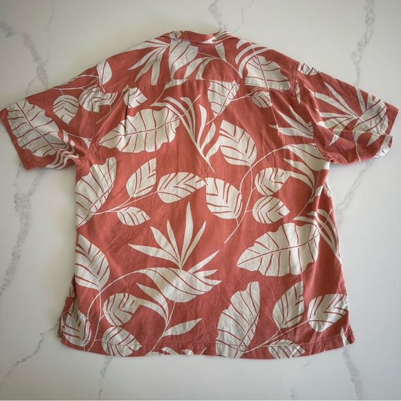 Tommy Bahama Silk Hawaiian Shirt Size XL - Picture 6 of 9